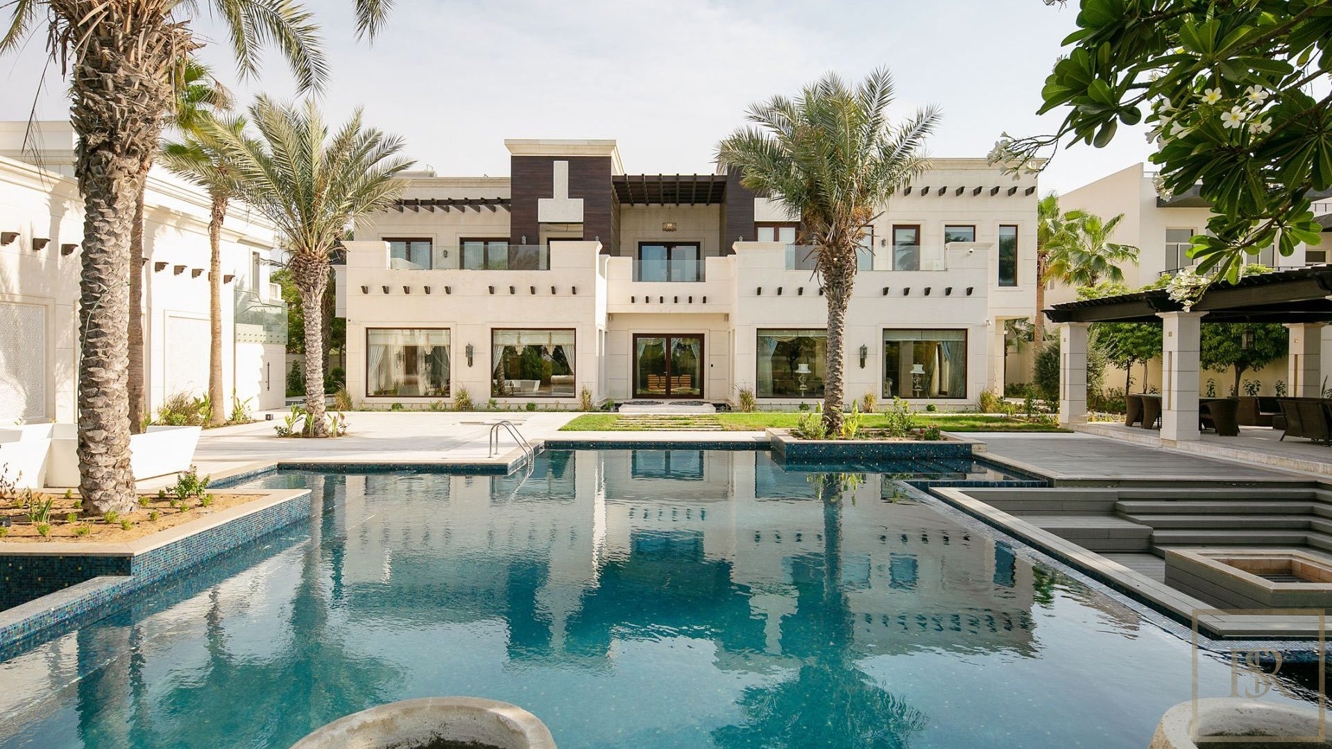 Dubai luxury properties for sale