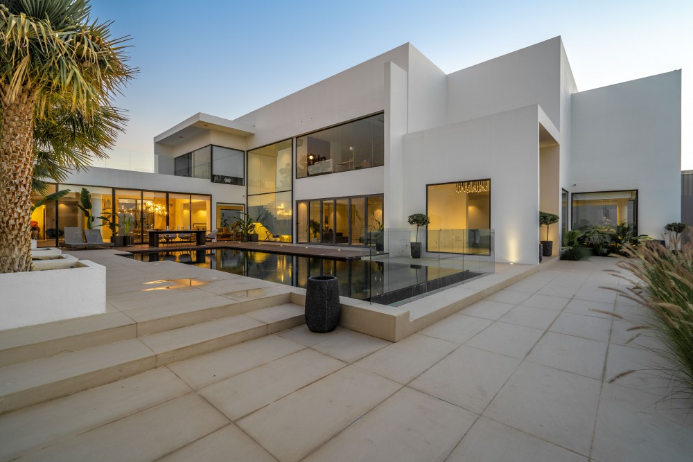 Dubai luxury villa communities